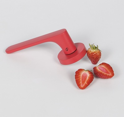 klamka z truskawkami